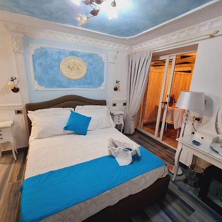Luxury B&B Suite Jacuzzi Villa Filomena มารีนาดีกาเมโรตา ภายนอก รูปภาพ