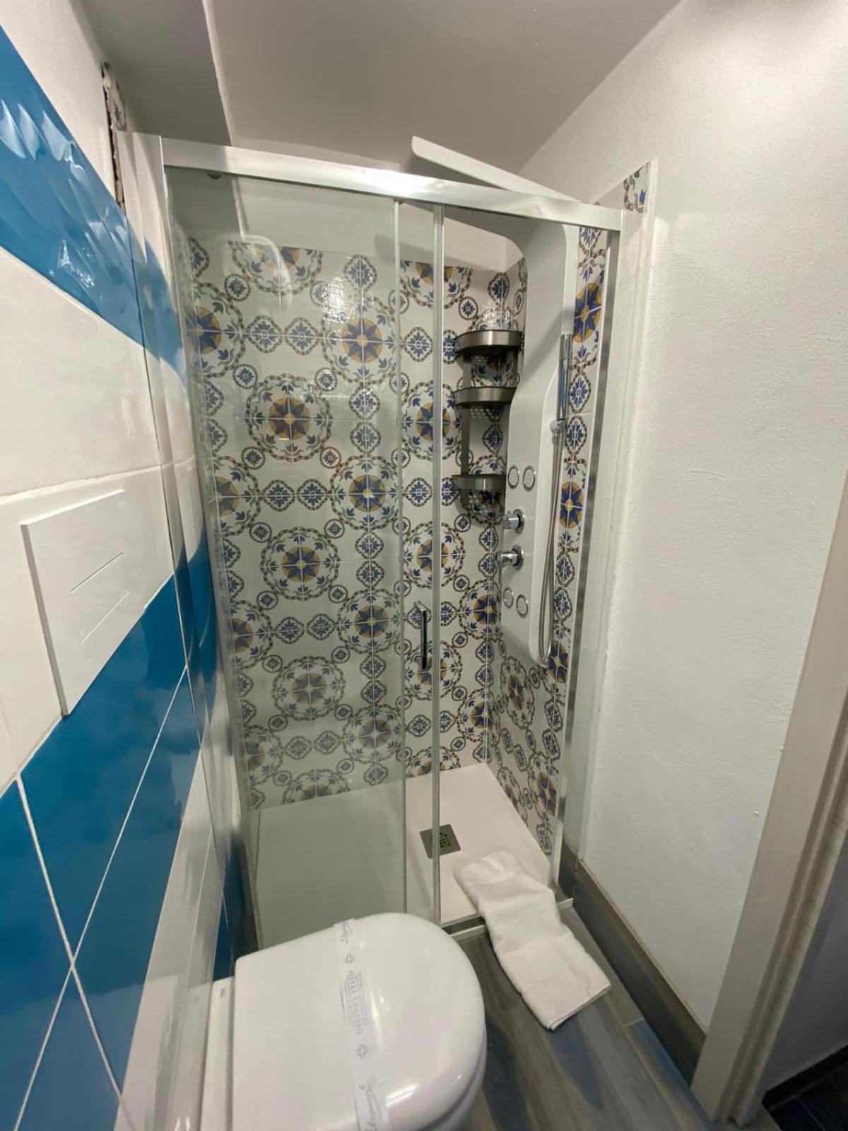 Luxury B&B Suite Jacuzzi Villa Filomena มารีนาดีกาเมโรตา ภายนอก รูปภาพ