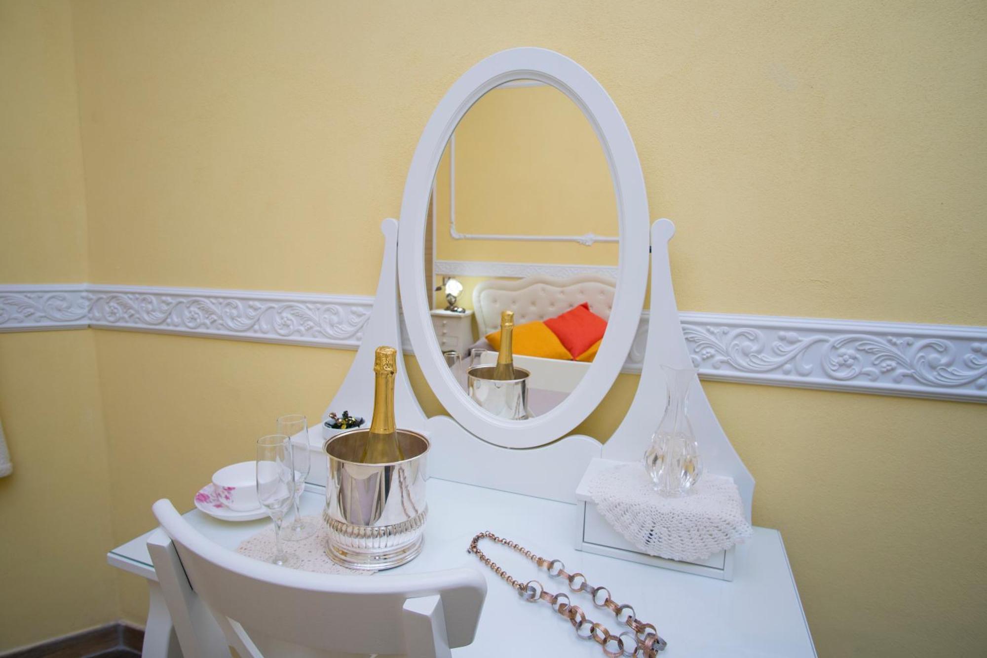Luxury B&B Suite Jacuzzi Villa Filomena มารีนาดีกาเมโรตา ภายนอก รูปภาพ